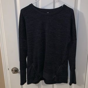 Light weight top navy blue and black